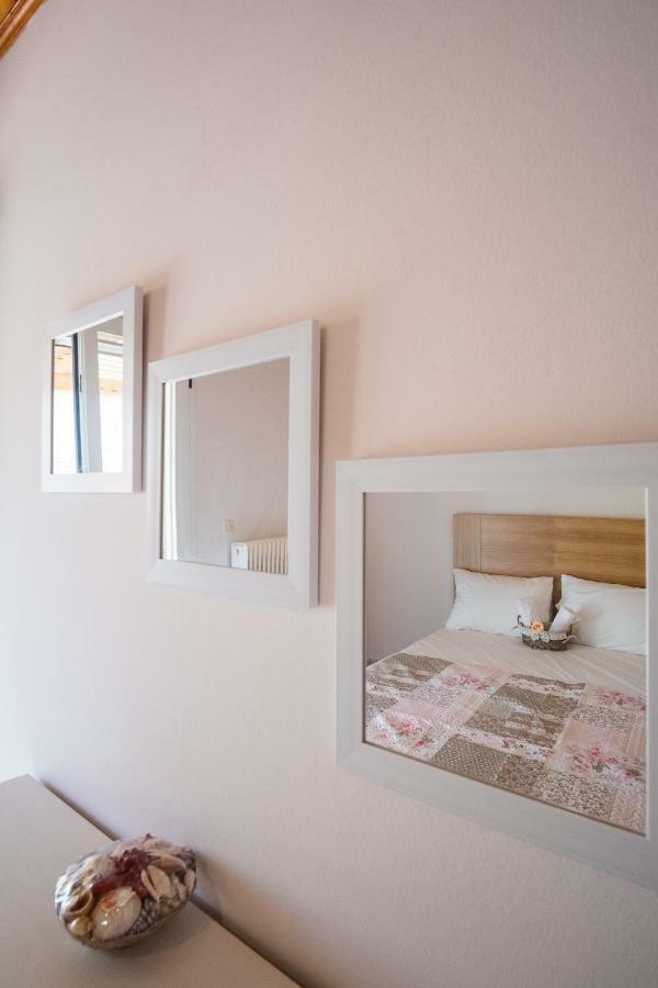 Aelia Apartment プレベザ エクステリア 写真